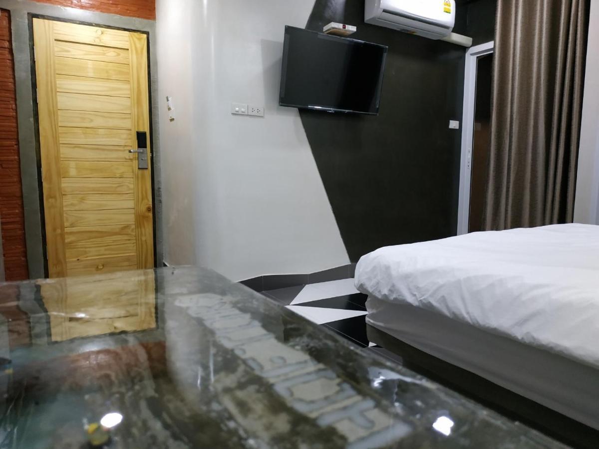Hoft Hotel Бангкок Экстерьер фото