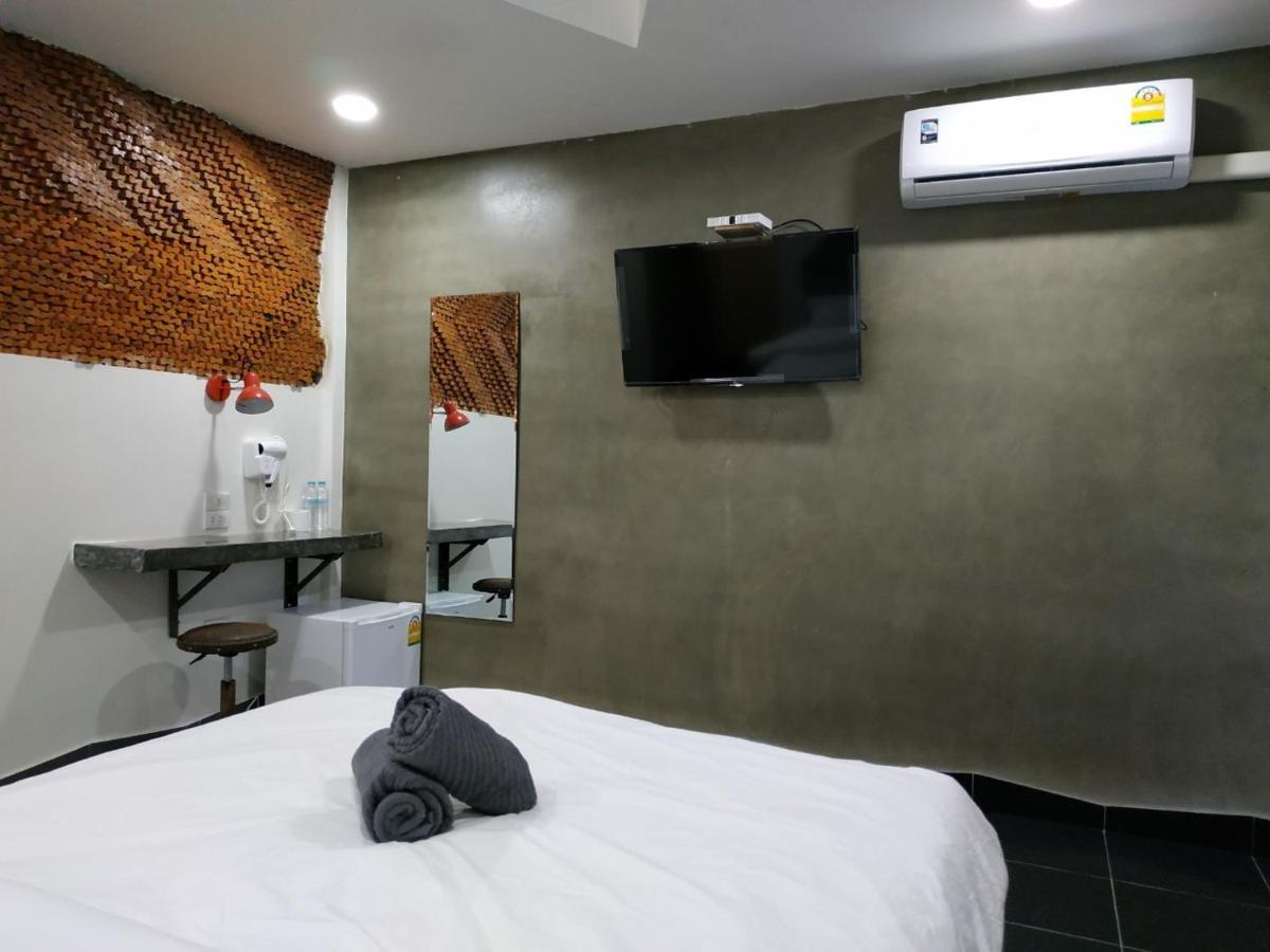 Hoft Hotel Бангкок Экстерьер фото